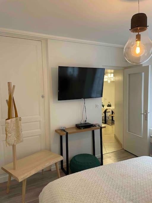 Ferienwohnung Le Cocon Balneo Sens Exterior foto